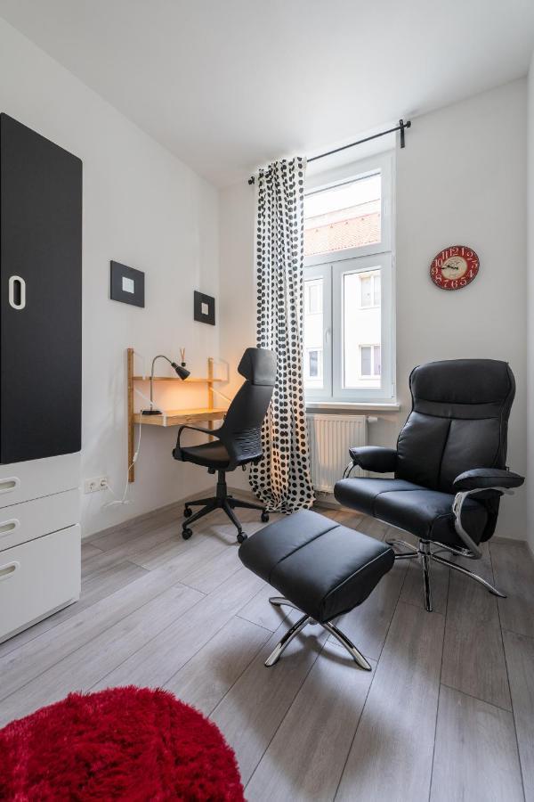 Radiant Premium - Fuenfhaus Apartment