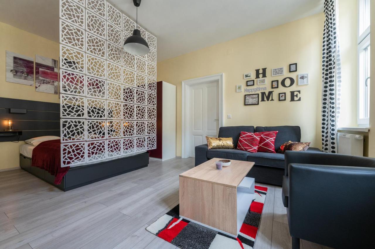 Radiant Premium - Fuenfhaus * Vienna