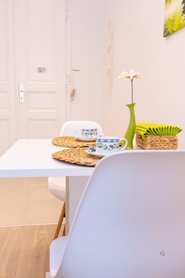 Radiant Premium - Fuenfhaus Apartment