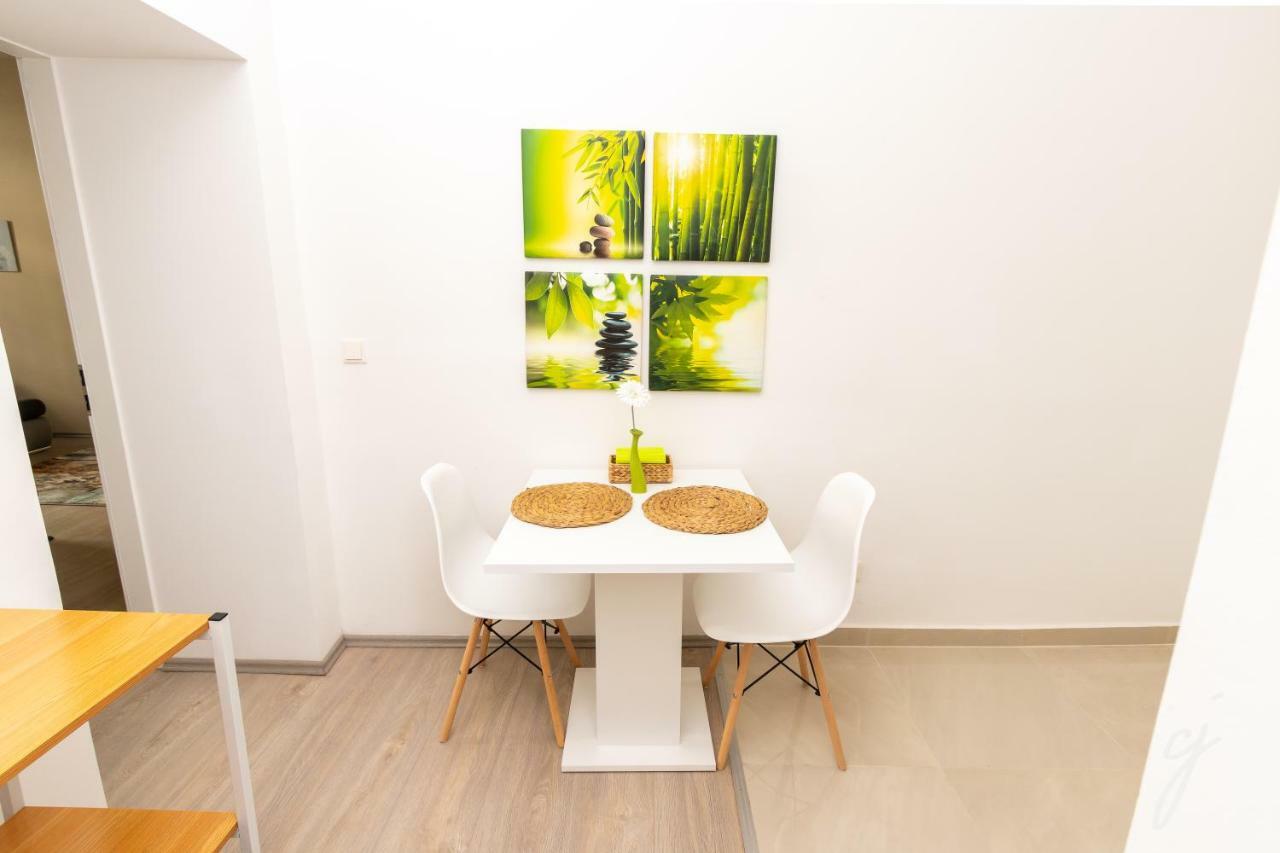 Radiant Premium - Fuenfhaus Apartment *